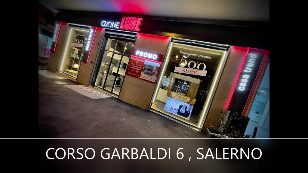 LUBE STORE SALERNO Corso Garibaldi by CASATREND
