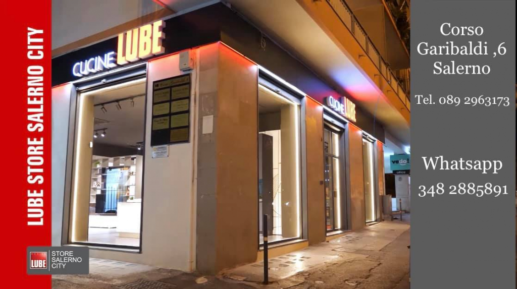 LUBE STORE SALERNO by CASATREND
