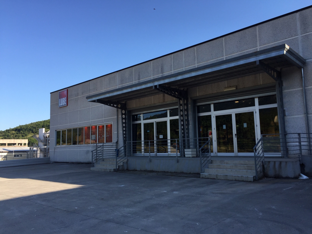 LUBE CREO STORE LAURIA